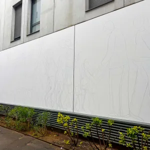 Une immense fresque à l'entrée du pôle femme-mère-enfant